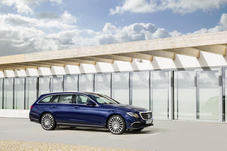  Mercedes-Benz E350 d Exclusive Line Estate 2016 года  (фото 11 из 30)
